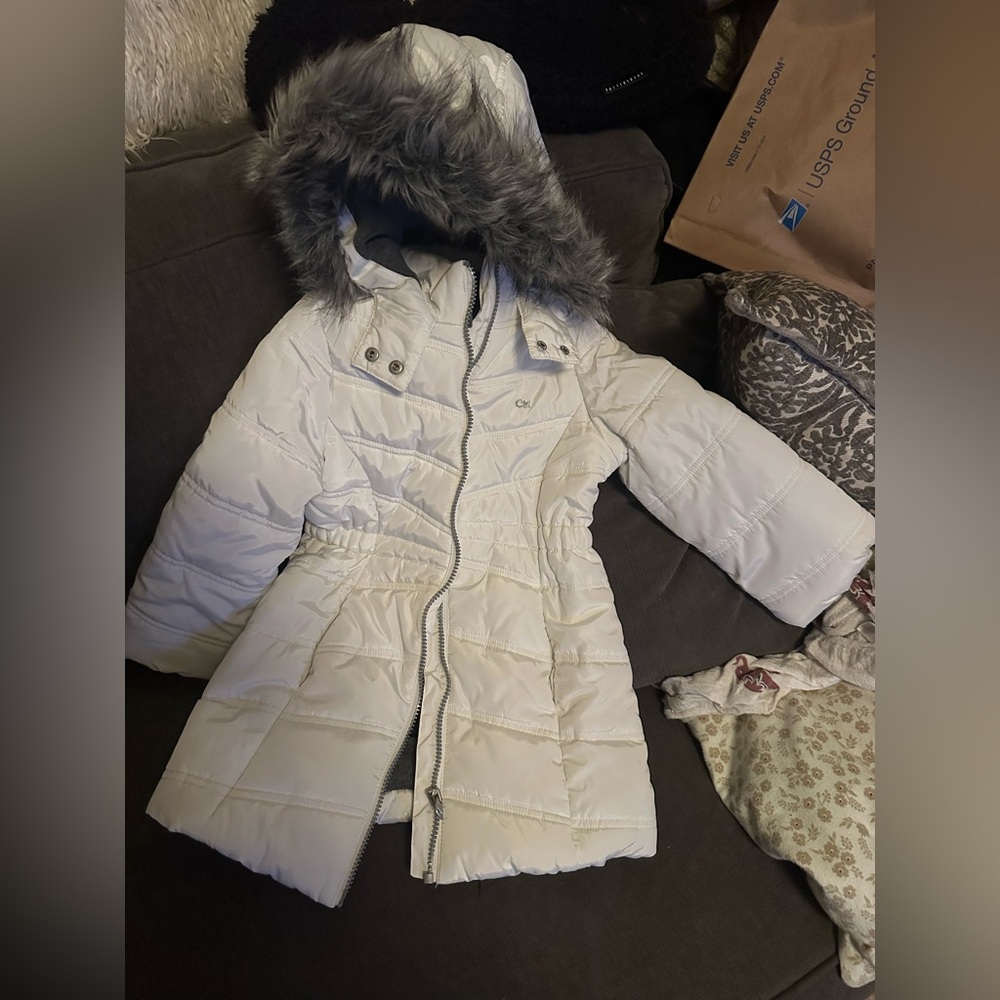 Calvin Klein White Puffer Jacket with Faux Fur Hood size 4